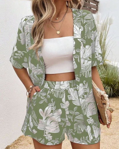 Zweiteiliges Damen-Set mit Print – Oberteil & lange Shorts
