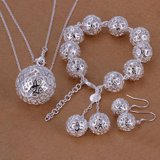 Silver-plated Three-dimensional Ball Pendant Jewelry